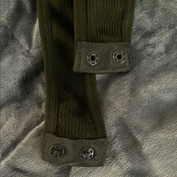 Bozzolo Olive Green Sleeveless Bodysuit - Picture 8 of 8